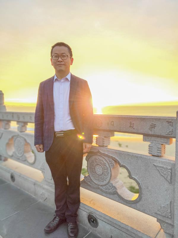 王秋平（設計八院負責人  高(gāo)級工程師(shī)）