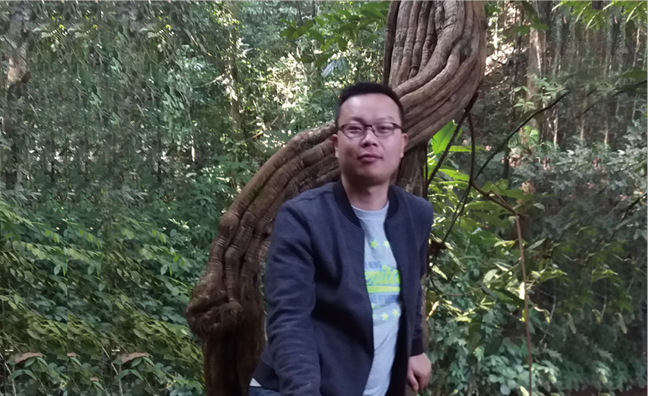 李紅(hóng)春（城(chéng)鄉(xiāng)規劃工程師(shī)）